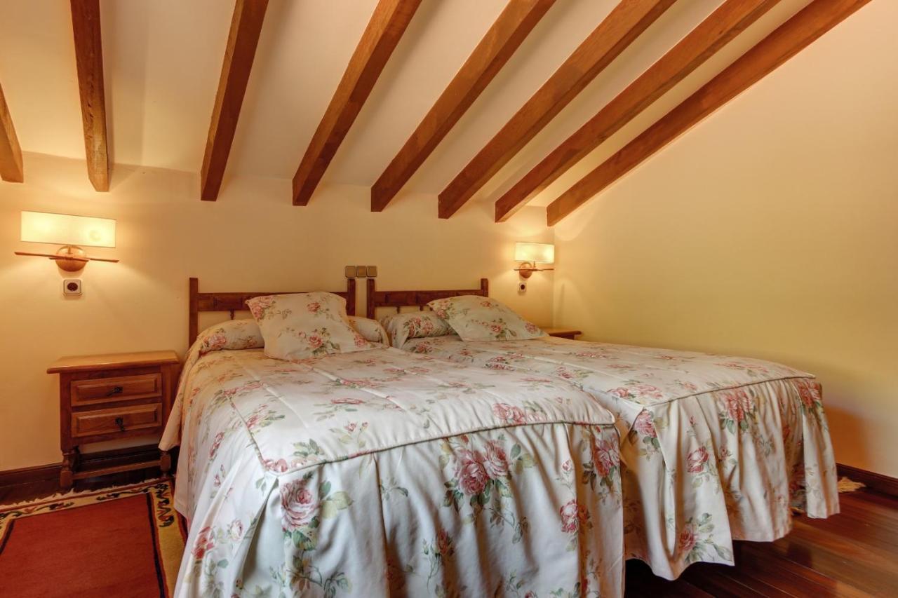 Casa Lamadrid Guest House Cahecho Exterior photo